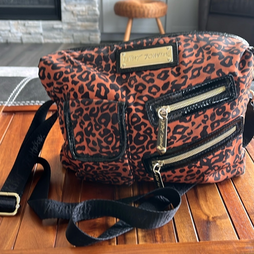 Betsey Johnson Cheetah Print Crossbody​